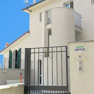 hostel-ameglia.hotelitalianriviera.com/